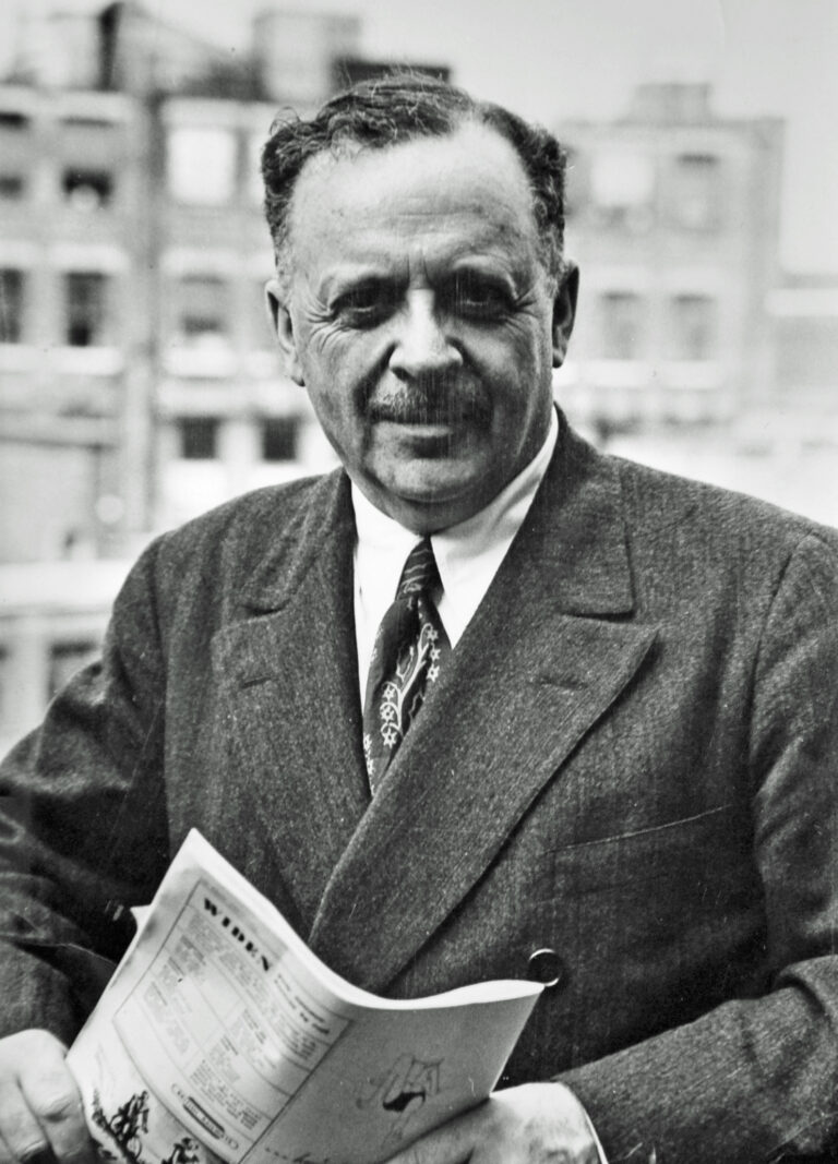 Edward Bernays Vania Russo